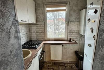 Apartament 2 camere, 36 mp, zona Podul De Fier - 4