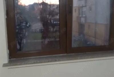 Garsonieră decomandată în Central - 1