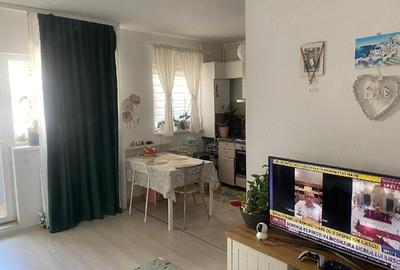 Apartament cu 3 camere semidecomandat în Central - 8