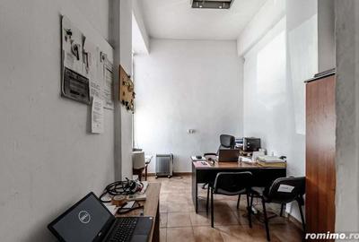 Spațiu comercial, de 596 mp, în Aurel Vlaicu - 3