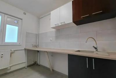Apartament cu 3 camere decomandat în Giurgiului - 10