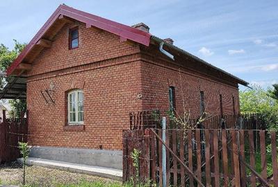 Casă cu Teren 5000 Mp în Central - 5