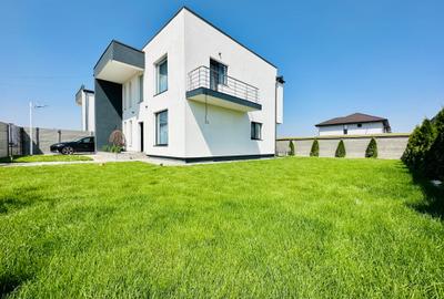 Casă individuală cu 4 camere cu Teren 400 Mp în Berceni - 2