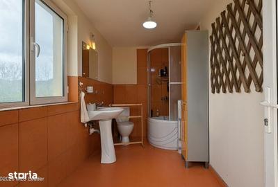 Casă cu 8 camere cu Teren 2063 Mp în Bălilești - 20