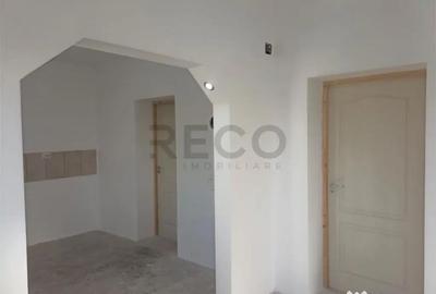 Casă cu 3 camere cu Teren 1677 Mp în Sântimreu - 2