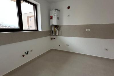 Casă individuală cu 4 camere cu Canalizare în Prelungirea Ghencea - 11