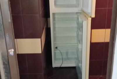 Apartament cu 2 camere semidecomandat în Podu Roș