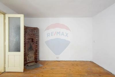 Casă cu 5 camere cu Teren 1188 Mp în Turcheș - 10