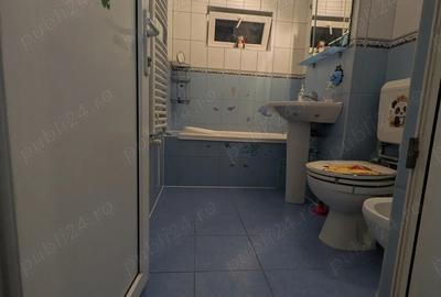 Apartament cu 3 camere decomandat, mobilat în Poarta 6 - 1