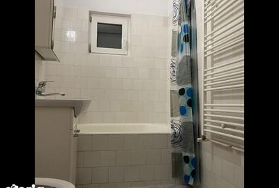 Apartament cu 3 camere decomandat în Tomis III - 8