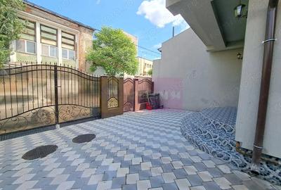 Vila P+3, 12 camere, 300 mp birouri/clinica/locuin?a, Timpuri Noi - 17