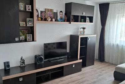 Apartament cu 3 camere decomandat în Prundu - 2