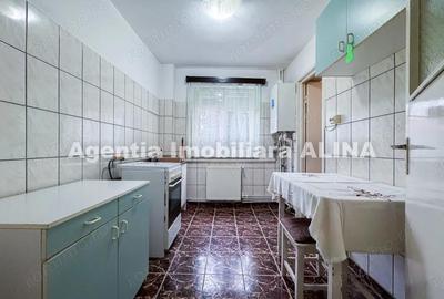 Apartament cu 2 camere decomandat în Minerul - 1