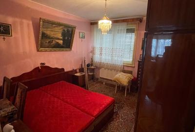 Apartament cu 3 camere decomandat în Mazepa 1 - 2