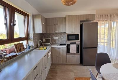 Casă cu 3 camere cu Teren 1200 Mp în Dumbrăvița