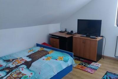 Casă cu 3 camere în Lupșanu - 2