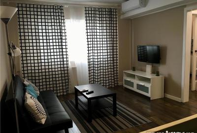 Garsonieră în Titan - 2