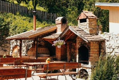 Restaurant cu terasă și 3 camere în Sasca Montană, CS, comision 0% - 7