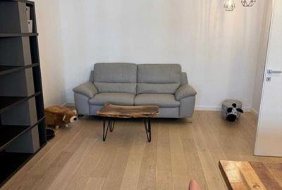 Apartament cu 3 camere, mobilat în Central