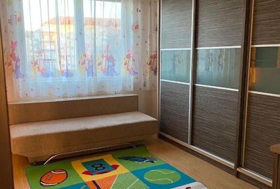 3 camere zona Metalurgiei - 13