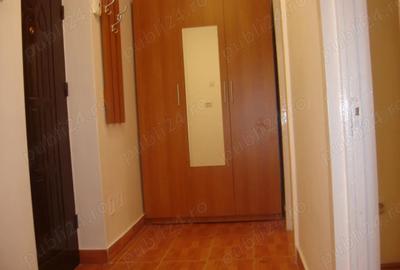 Proprietar inchiriez (ofer) garsoniera - 2