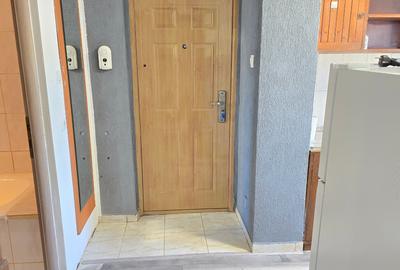Garsonieră în Micro 15 - 9