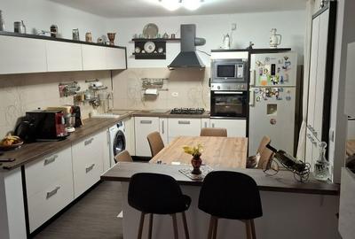 Casă cu 4 camere în Nord - 2