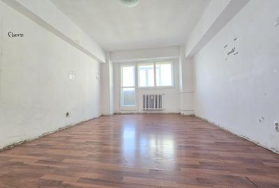 Apartament cu 2 camere semidecomandat în Lacul Tei - 2