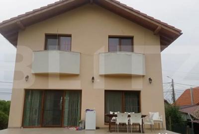 Casă cu 5 camere cu Teren 610 Mp în Central
