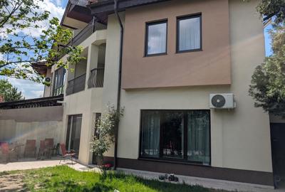 Casă individuală cu 8 camere în Exterior Est