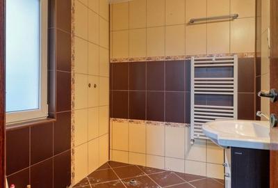 Casă cu 4 camere cu Canalizare în Nord - 13