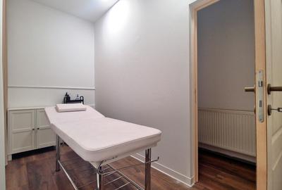 Spațiu comercial, de 83 mp, în Central - 13