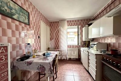 Apartament cu 3 camere semidecomandat, mobilat în Girocului - 3