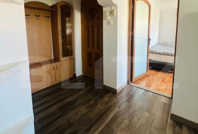 Apartament cu 3 camere, decomandat, 65 mp, zona Materna - 7