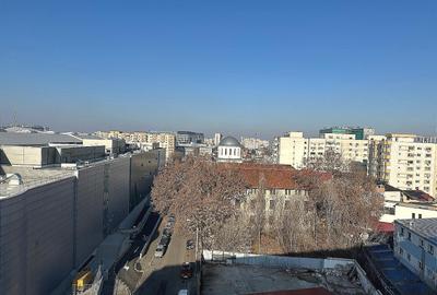 Garsonieră decomandată, mobilată în Trafic Greu