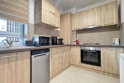 Apartament cu 2 camere, mobilat în Tractorul - 5
