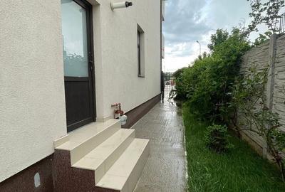 Spațiu comercial, de 51 mp, în Central - 9