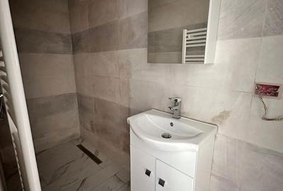 Apartament cu 2 camere în Micro 8