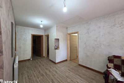 Casă cu 4 camere cu Teren 1118 Mp în Pufești - 7