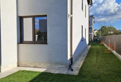 Spațiu comercial, de 90 mp, în Central