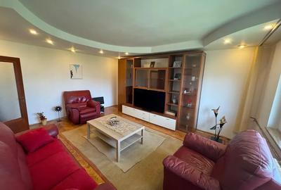 Apartament cu 3 camere, mobilat în Unirii - 1