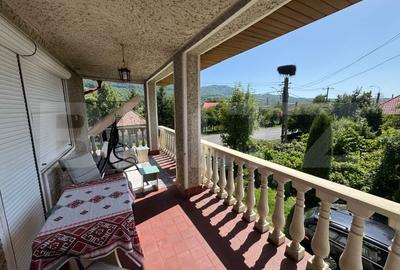 De Vanzare - Casa de Vacanta cu Teren Generos 5.755 m? , 3 Camere - 17