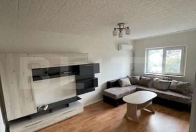 Apartament cu 3 camere, 64 mp, zona Podul De Fier Apartament cu 3 camere, 64 mp, zona Podul De Fier - 1