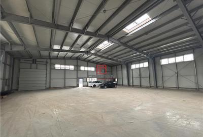 Spațiu comercial, de 3,000 mp, în Central - 31