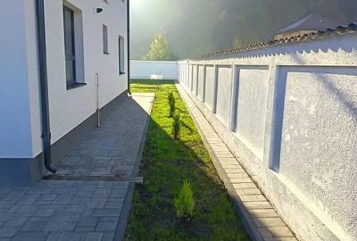 Casa Moderna in Bunloc | 3 Dormitoare, 2 Bai, Spa?ioasa ?i Mobilata Integral - 16