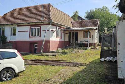 Casa de vanzare