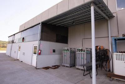 Spațiu comercial, de 5,100 mp, în Central - 8