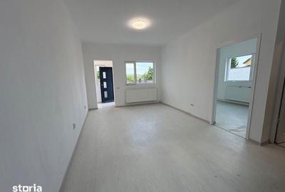 Casă cu 2 camere cu Teren 300 Mp în Ciurea - 1
