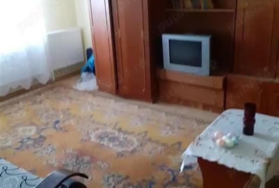 Apartament cu 2 camere decomandat, mobilat în Apollo