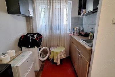 Garsonieră decomandată în Ferentari